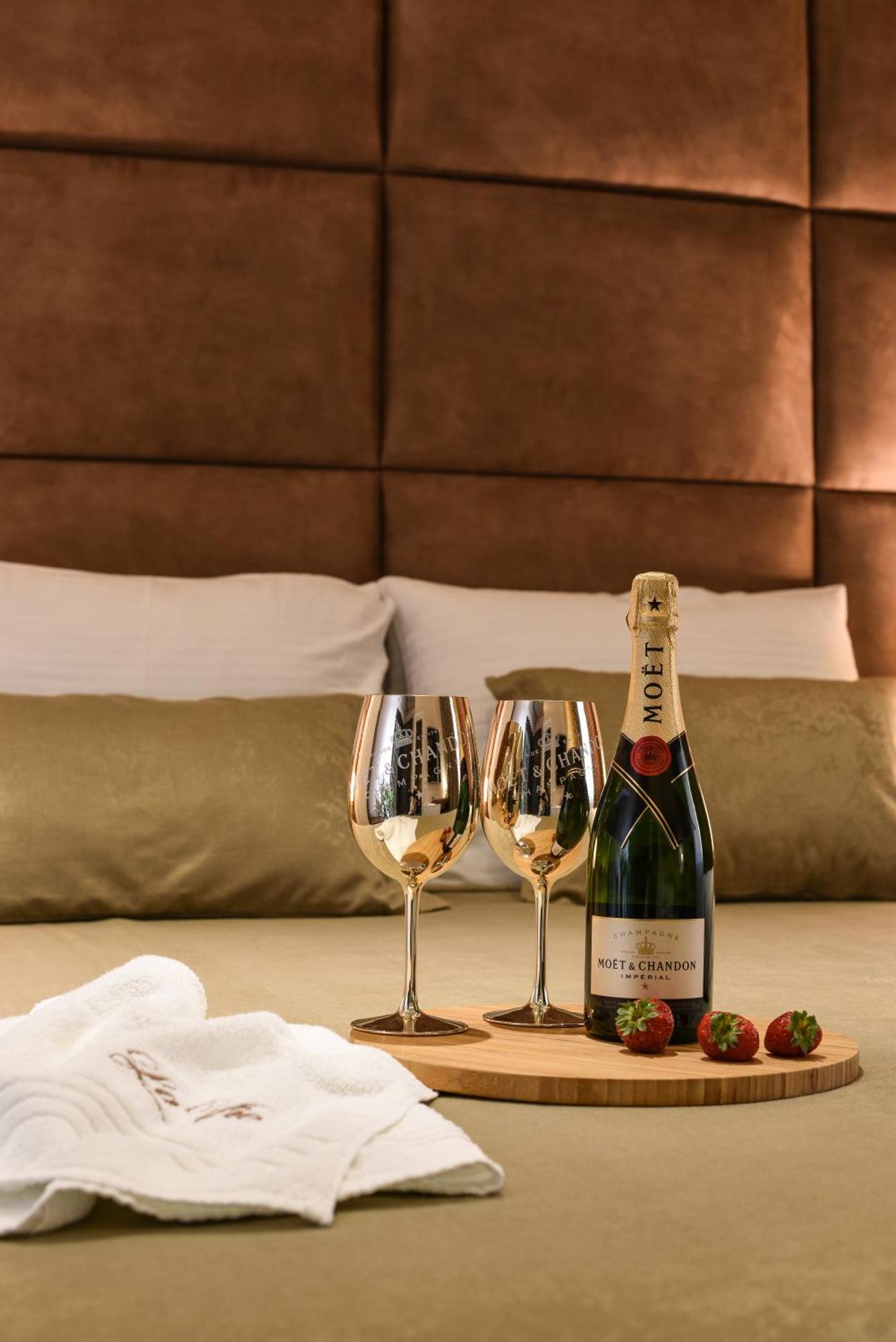 Guest house Luxury Lavie 4*