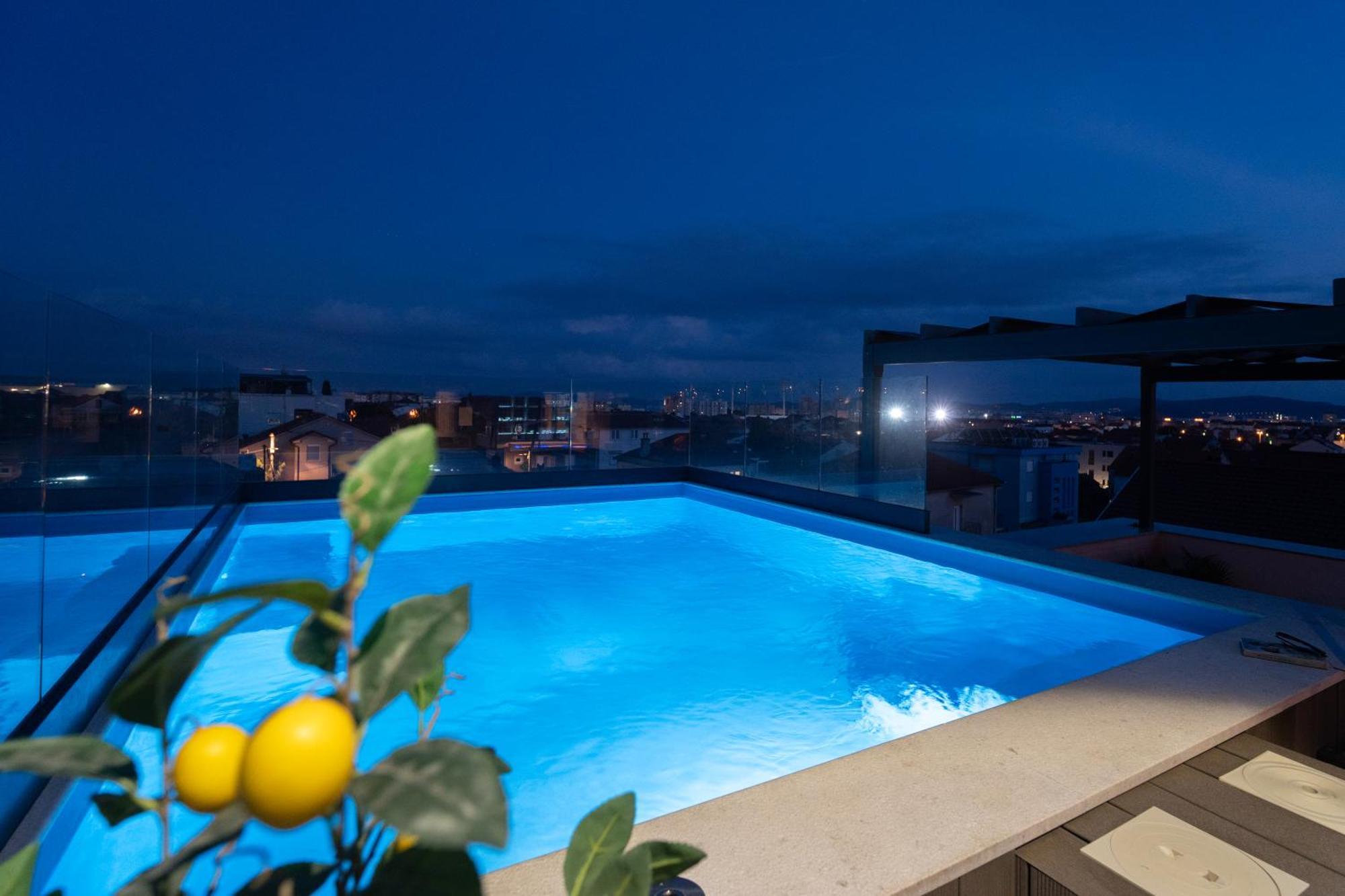 Luxury Lavie Penzión pre hostí 4*