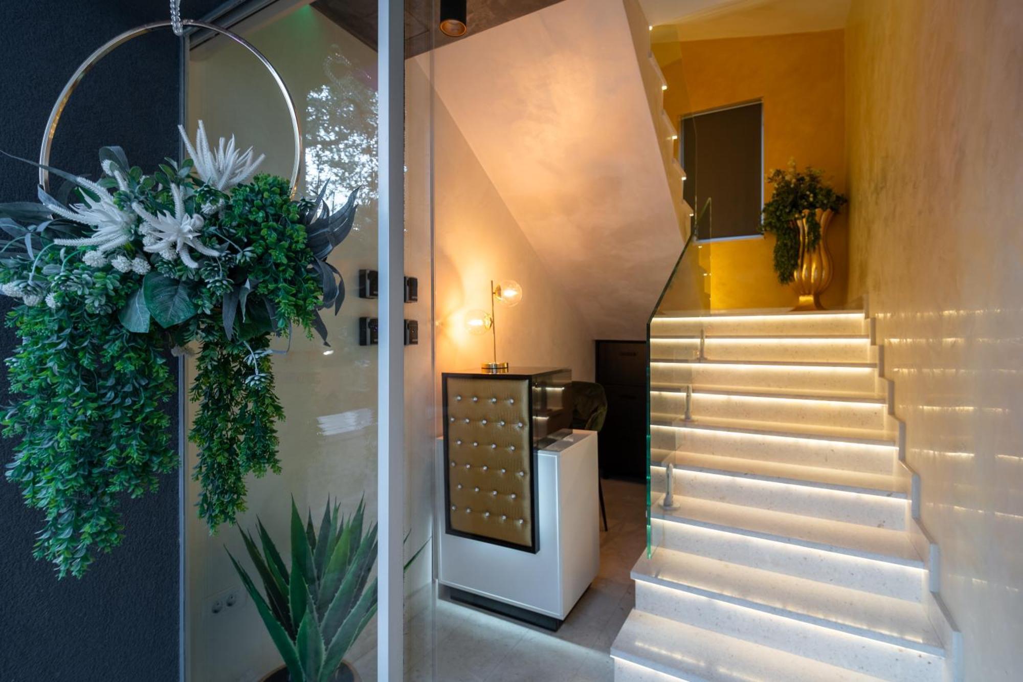 Luxury Lavie Guest house